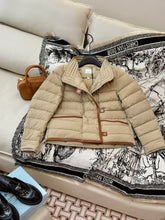 BURBERRY 25S SHORT DOWN JACKET 190